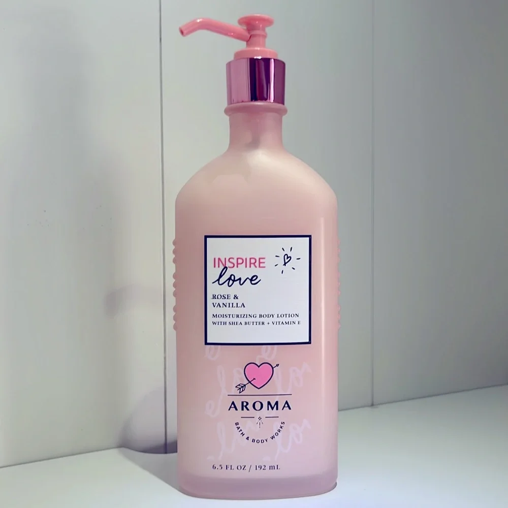 ROSE & VANILLA AROMATHERAPY FOAM BATH & BODY LOTION-NEW